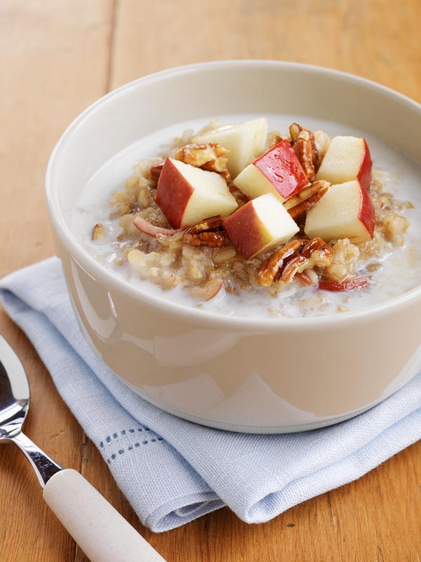 Ontario Apple-Maple Oatmeal with Pecans
